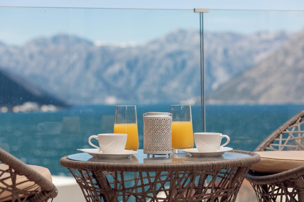 Bonintro Lux Apartment Kotor Luaran gambar